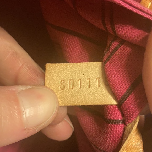 Louis Vuitton Neverfull MM, Brown, comes with dust cover, used less than 5 times - Picture 11 of 11